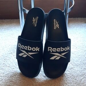 Reebok Men's black/white Slide Sandals